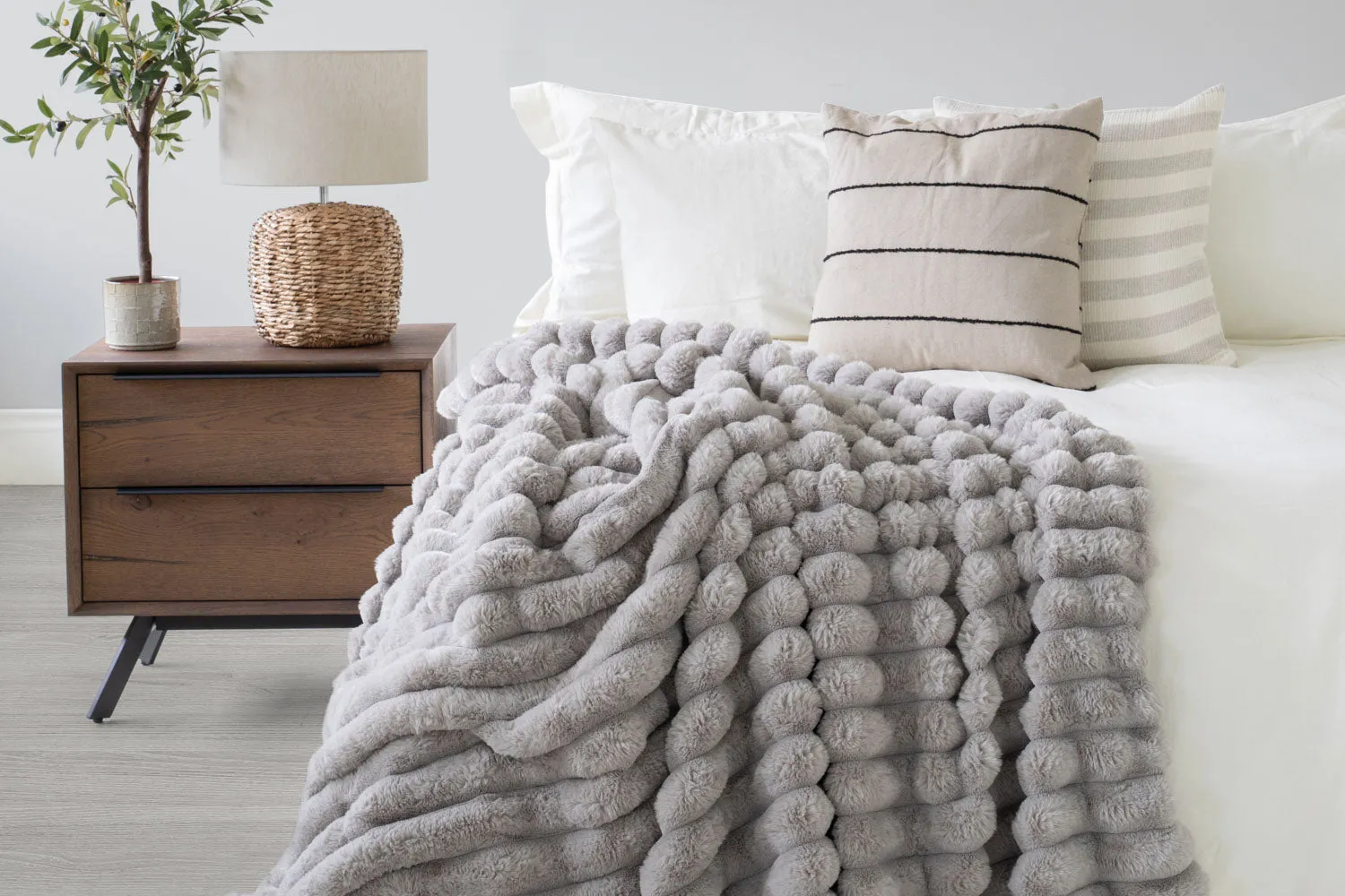 Balmoral Faux Fur Throw | Grey | 150 X 220 cm