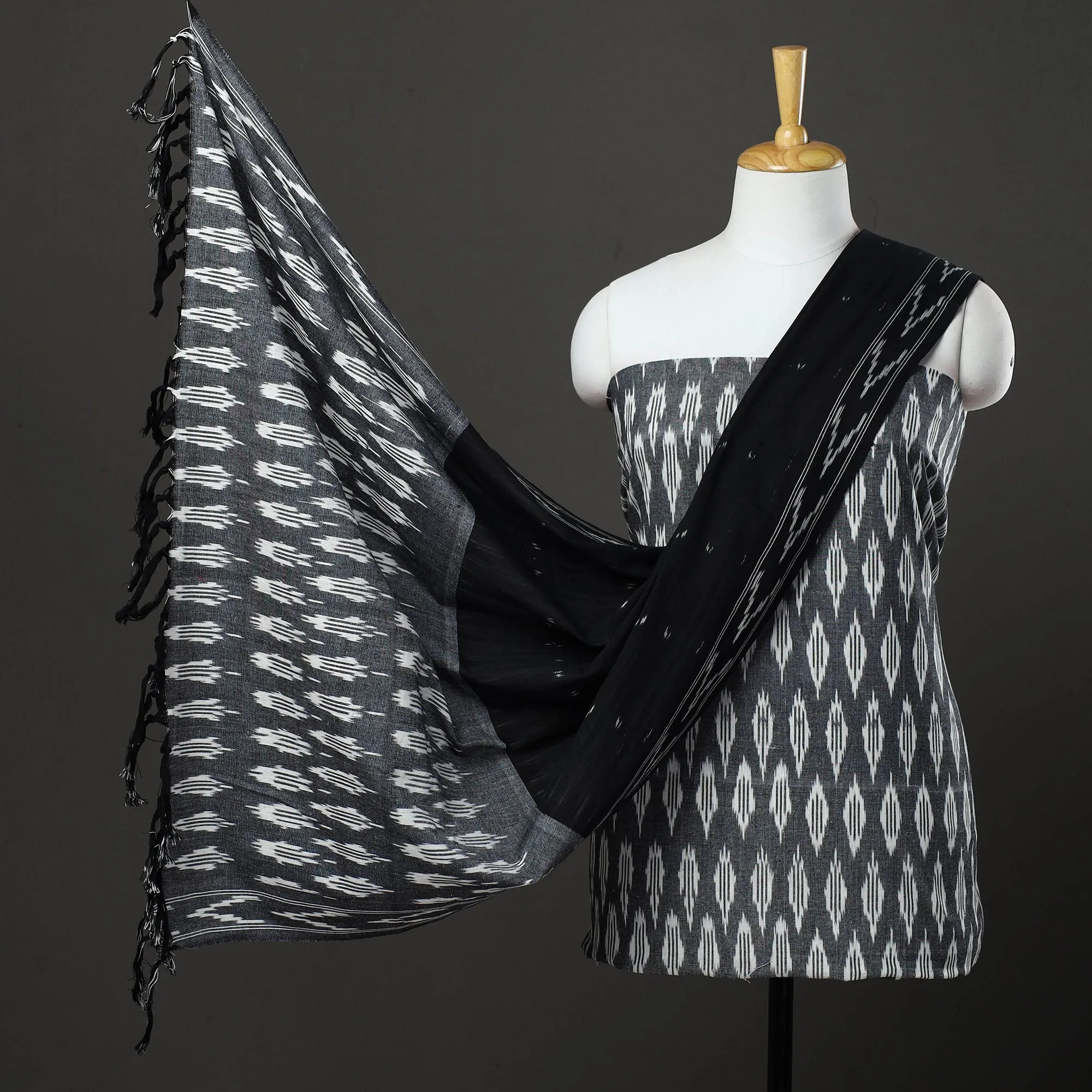 Black - 3pc Cotton Handloom Pochampally Ikat Dress Material 22