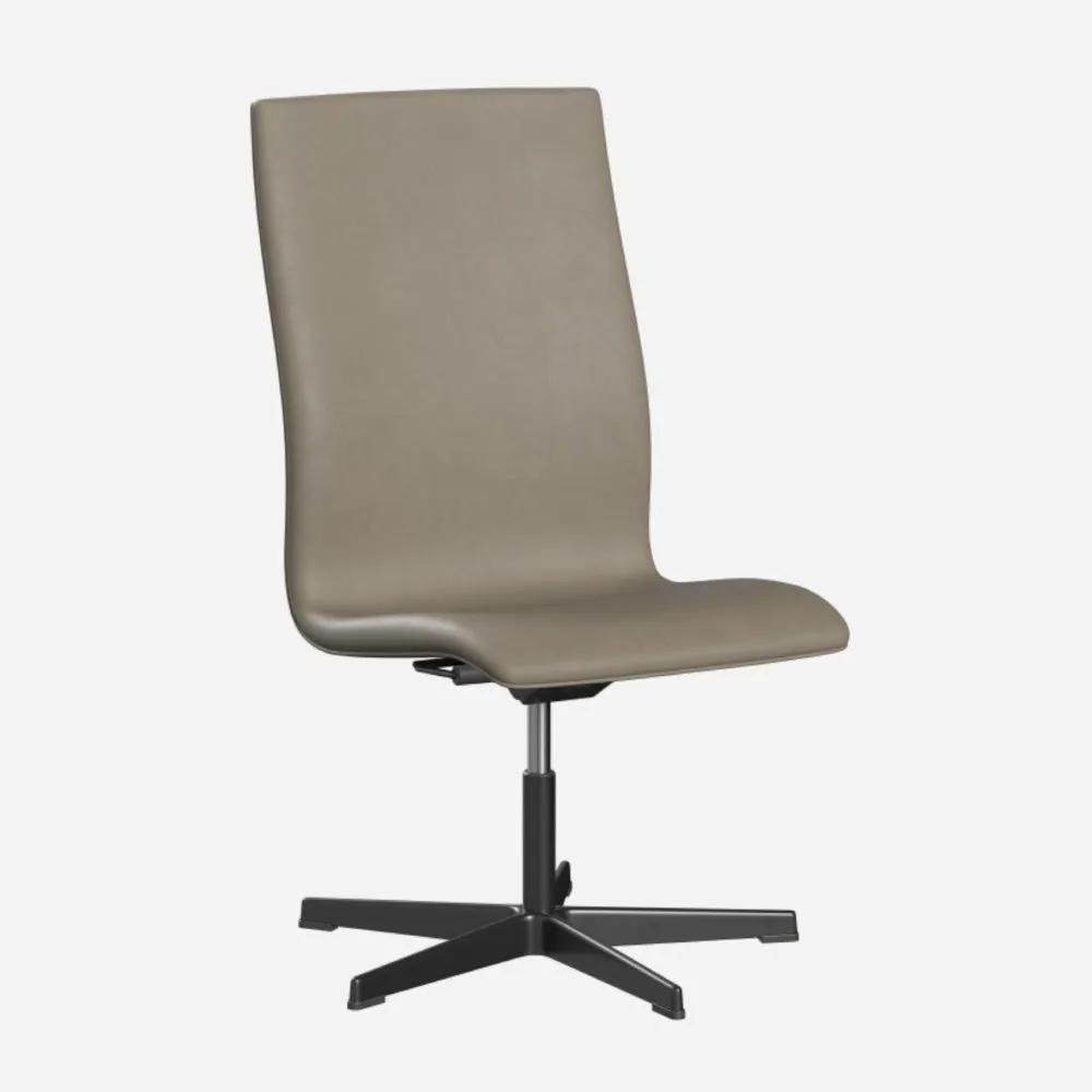 Fritz Hansen Oxford™ Office Chair Leather