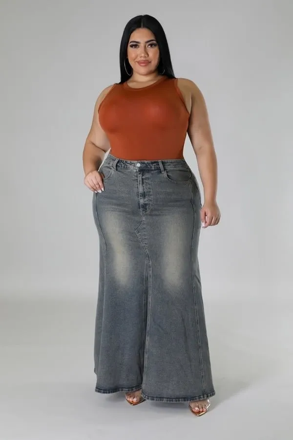 High-Waisted Stretch Skirt