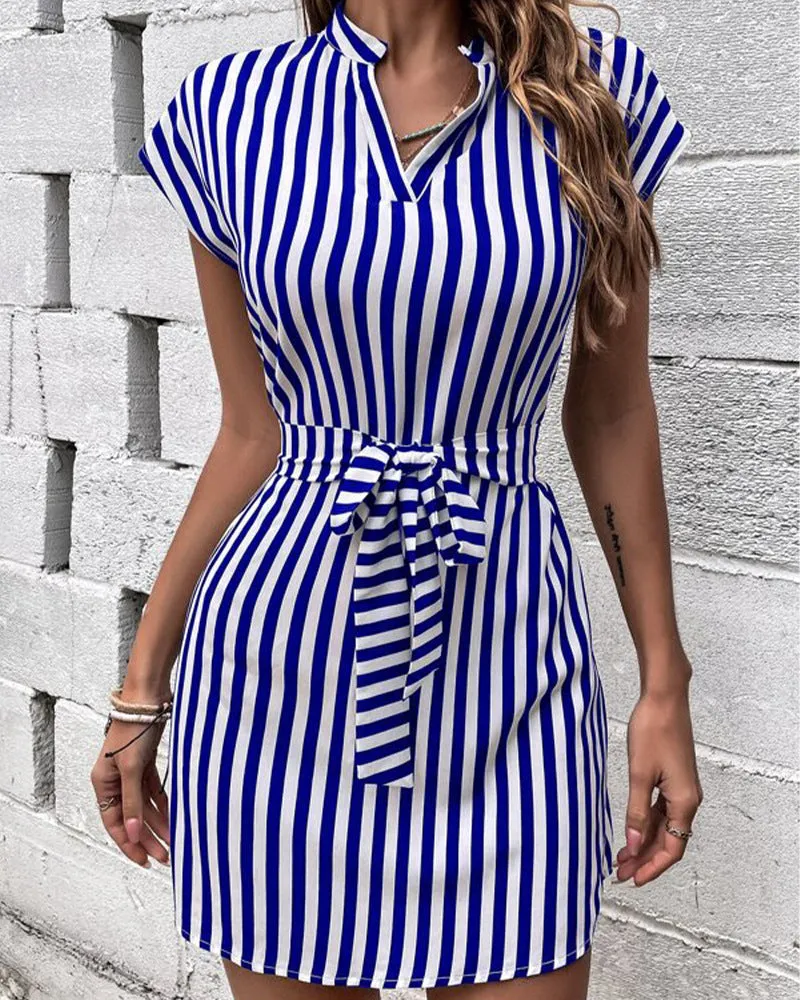 Mock Neck Sleeveless Striped Lace-up Dress