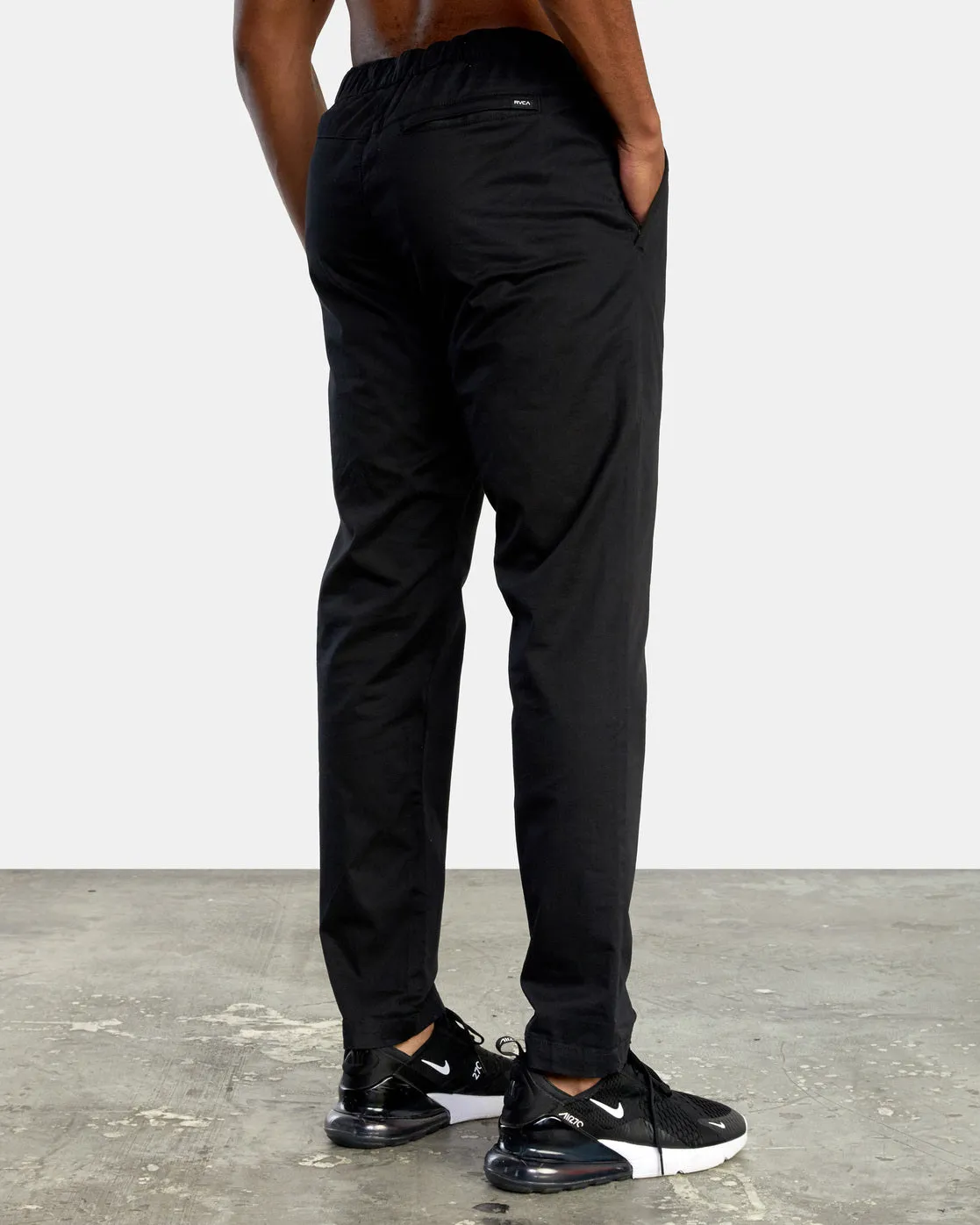 Spectrum Track Pant Iii - Black