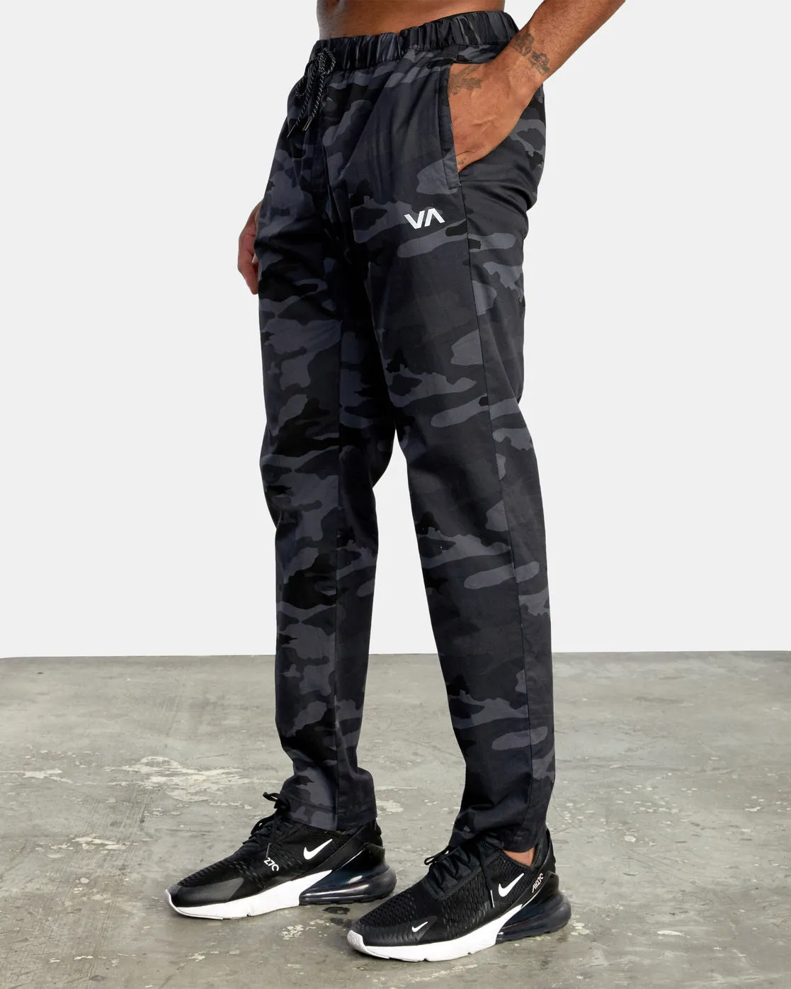 Spectrum Track Pant Iii - Camo