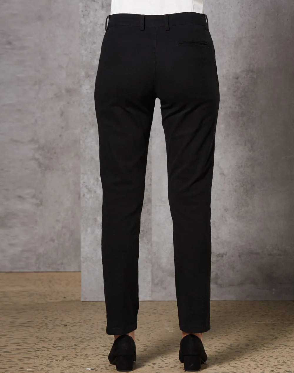 Winning Spirit Ladies Boston Chino (M9390)